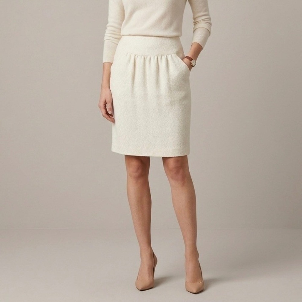 Valentino Cream Silk Tweed Mini Skirt Gathered High Waist Made in Italy Size 2